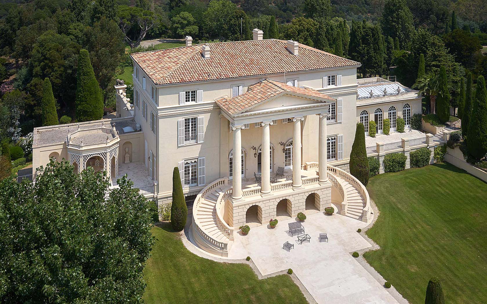 Castle of La Croix des Gardes, Cannes | Côte d'Azur Sotheby's International Realty | Finest Residences