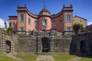 Luxury real estate | Villa Garzoni Pinocchio, Romolini Immobiliare | Finest Residences